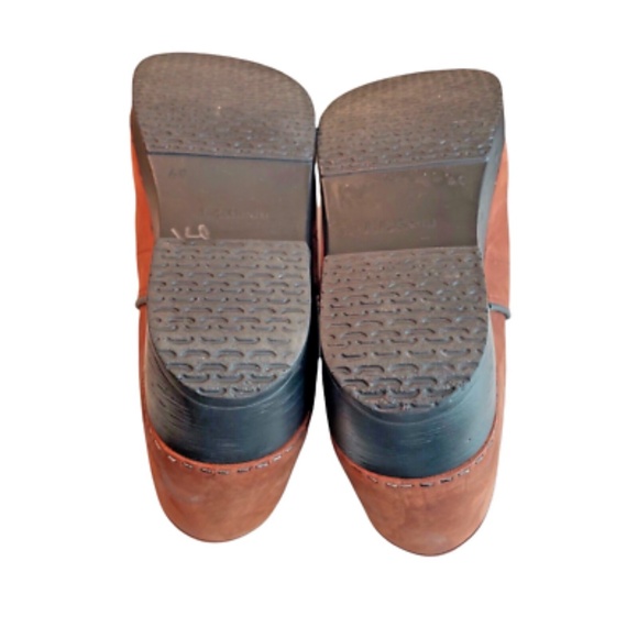 L.L. Bean Womens Brown Leather Comfort Clogs Size 9.5 Casual Slip On Shoes - Picture 9 of 9